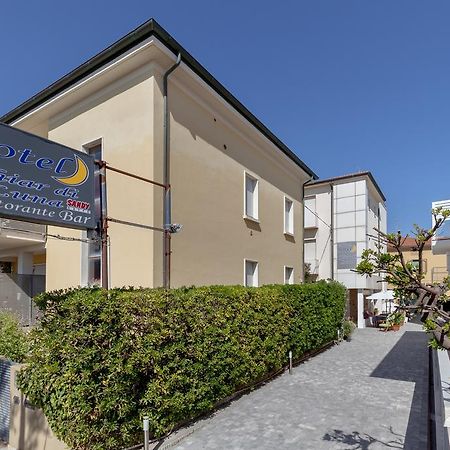 Hotel Chiar Di Luna 세니갈리아 외부 사진
