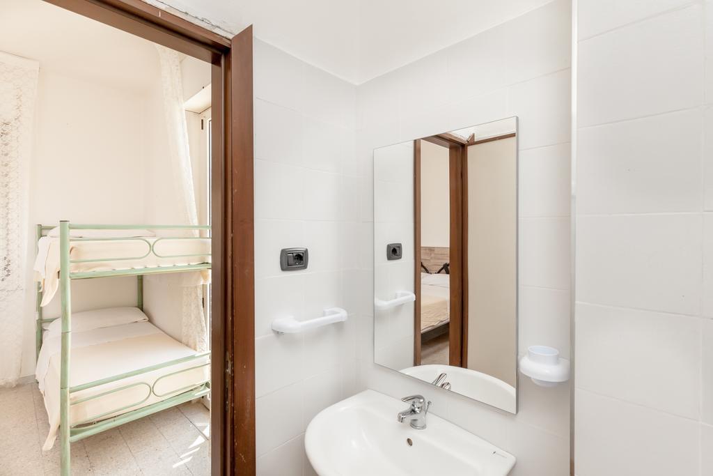 Hotel Chiar Di Luna 세니갈리아 외부 사진