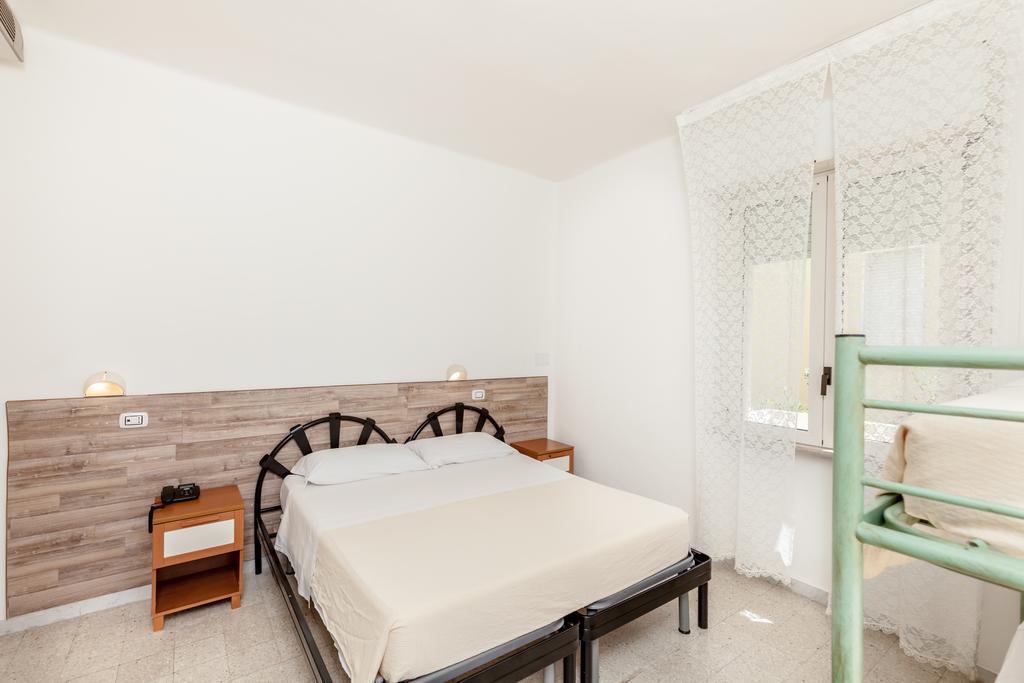 Hotel Chiar Di Luna 세니갈리아 외부 사진