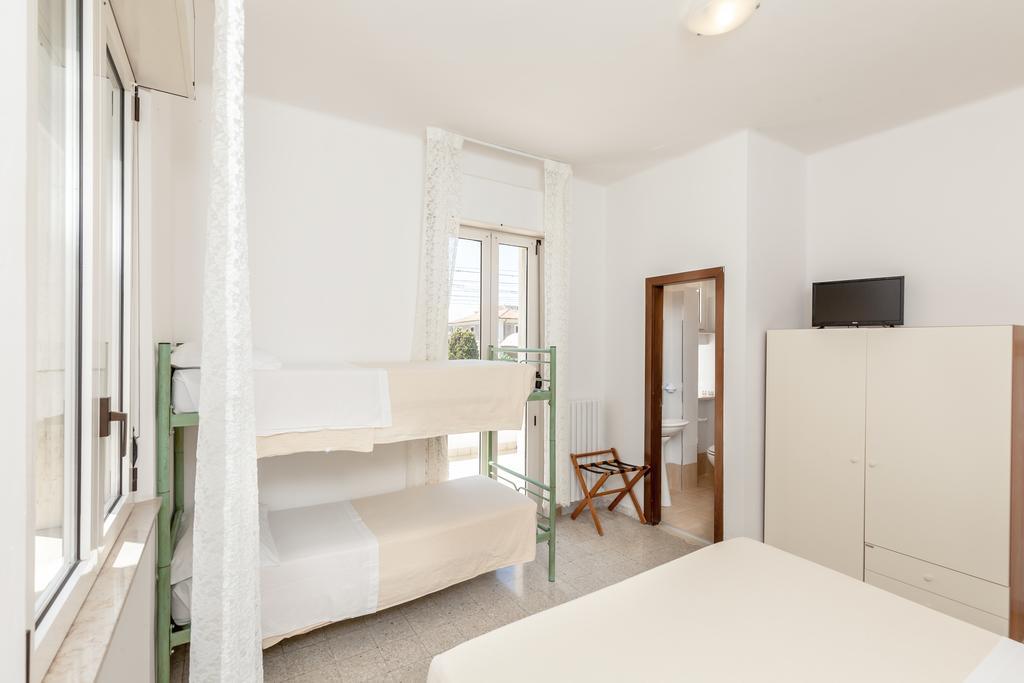 Hotel Chiar Di Luna 세니갈리아 외부 사진
