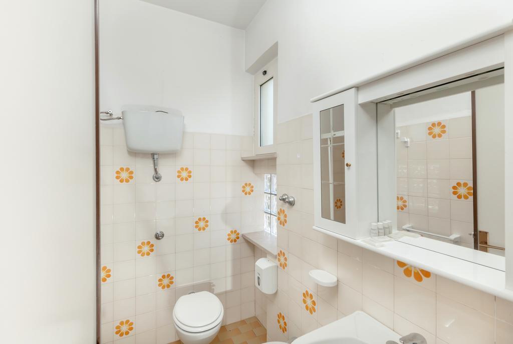 Hotel Chiar Di Luna 세니갈리아 객실 사진